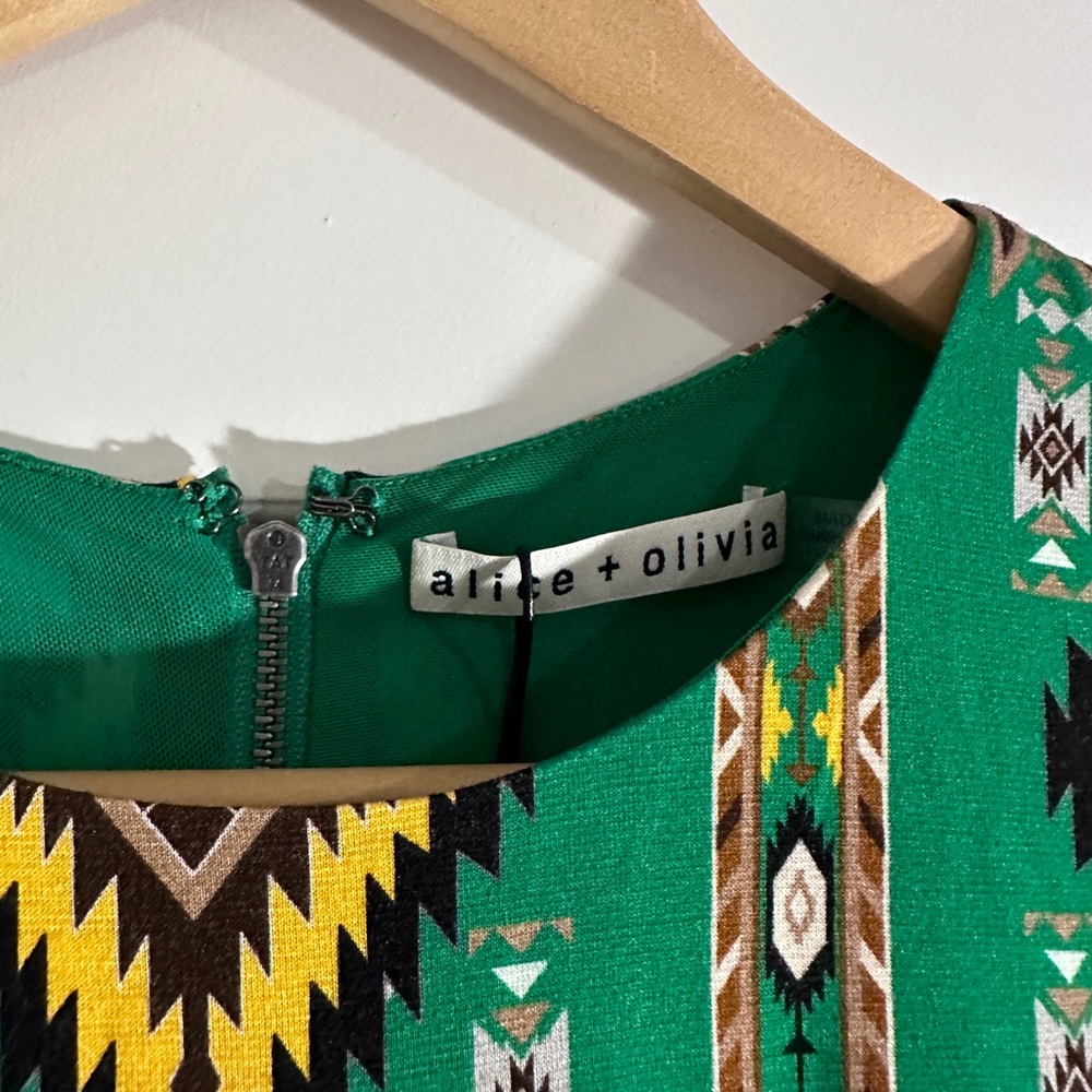 alice + olivia Delora Mystic ikat sheath dress. SIZE 12 NWT - Picture 4 of 9